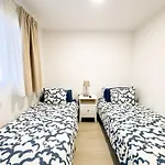 펜션 Avant Holidays San Agustin By Canaryscape - Communal Heated Pool *